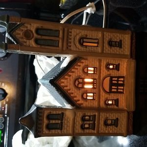 Vintage Christmas Village Lighted House TYBB5